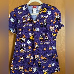 Dickies Halloween scrub top